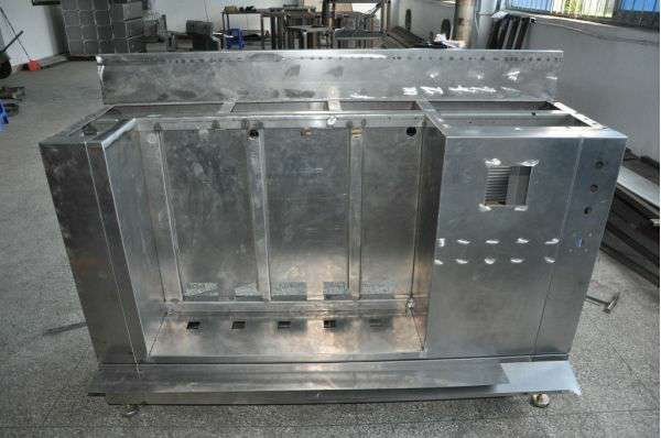 浅谈钣金加工的优势-乐竞官网-乐竞(中国)