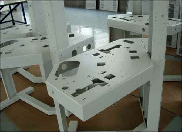 钣金加工特色你可了解-乐竞官网-乐竞(中国)